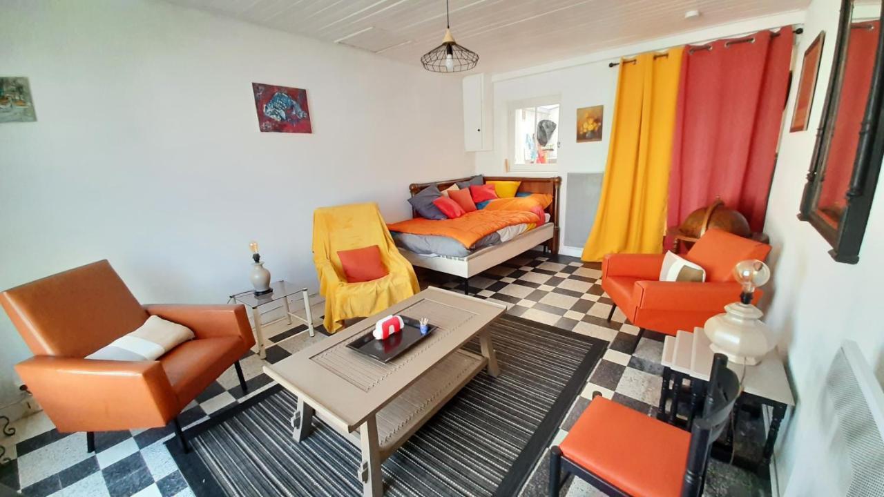 Charmante Maison De Ville Avec Jardin - 2 Chambres - 5 Pers Сен-Жан-де-Мон Екстериор снимка