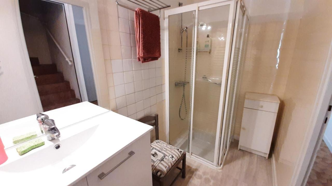 Charmante Maison De Ville Avec Jardin - 2 Chambres - 5 Pers Сен-Жан-де-Мон Екстериор снимка
