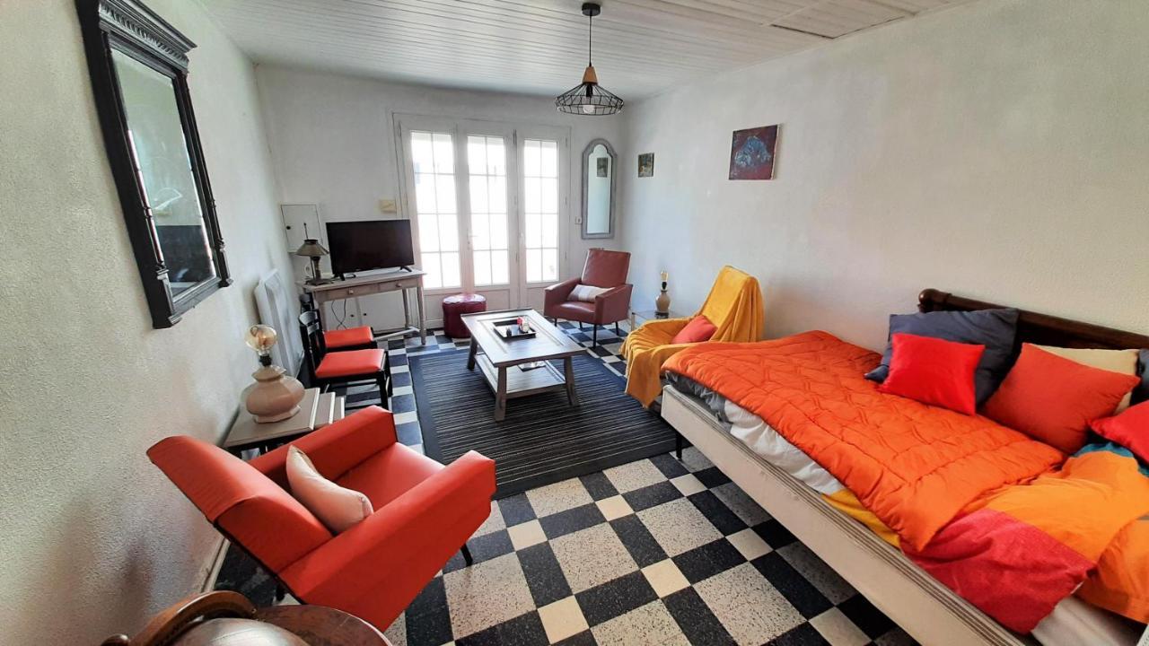 Charmante Maison De Ville Avec Jardin - 2 Chambres - 5 Pers Сен-Жан-де-Мон Екстериор снимка
