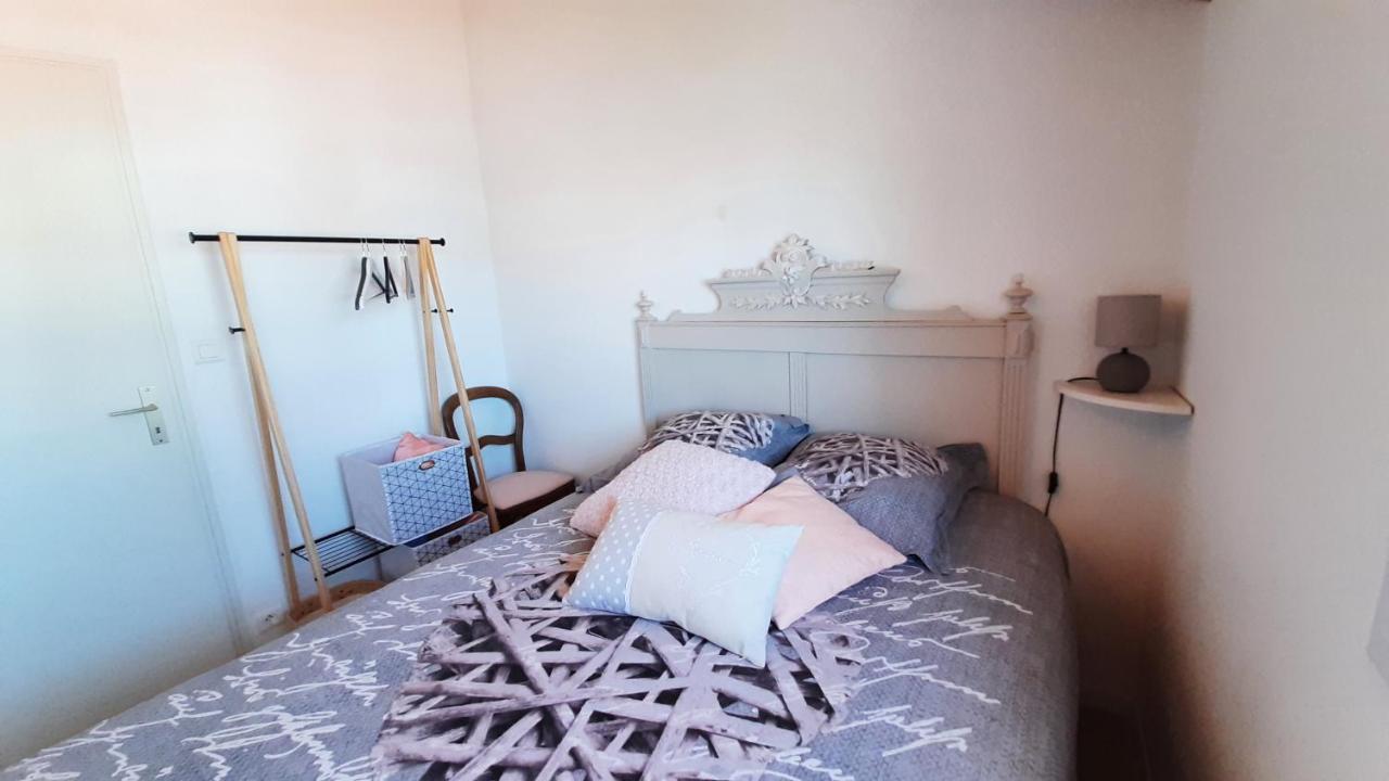 Charmante Maison De Ville Avec Jardin - 2 Chambres - 5 Pers Сен-Жан-де-Мон Екстериор снимка